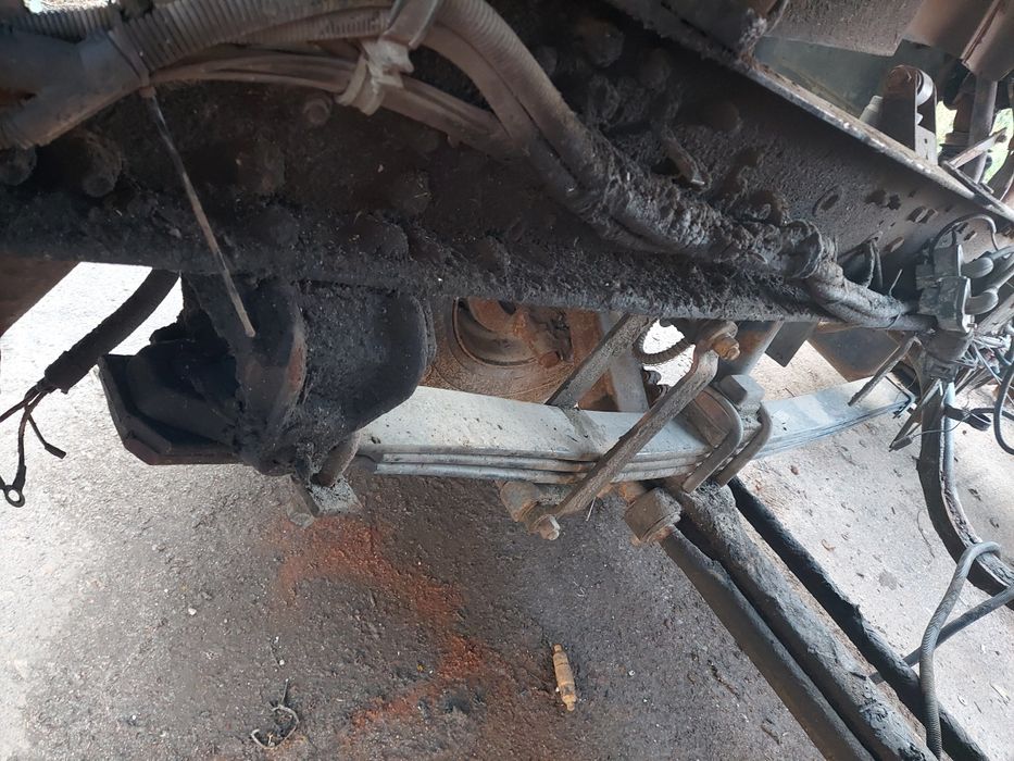 Передня балка МАЗ 5440 в зборі