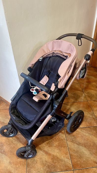 Kinderkraft Moov 2 AIR - wielofunkcyjny wózek 2w1  z akcesoriami, pompowane koła