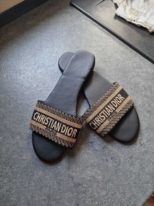 Klapki Christian dior