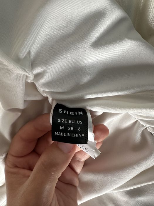 Vestido quase nunca usado da shein