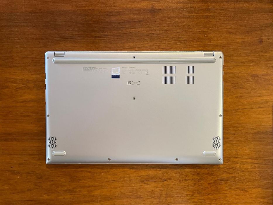 ASUS Vivobook 15