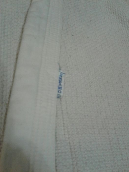 Плотное кимоно со штанами