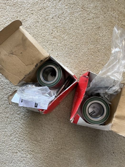 Rolamentos novos da frente Opel corsa