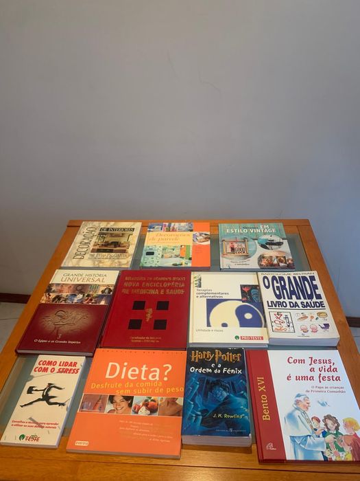 Livros aventuras e outros