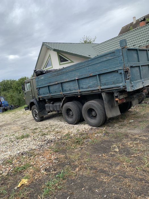 Продам два камази 55102