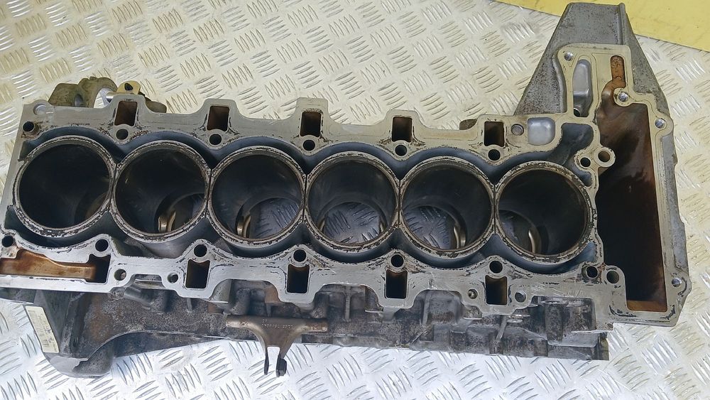 Блок двигуна (циліндрів) БМВ BMW 3.5ix N55B 30A