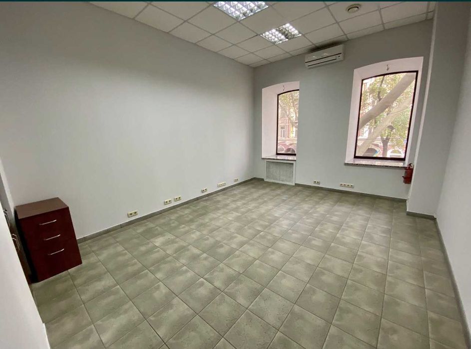 Сдам Офис 300 м2 на Пушкинской. 2 этаж небольшого БЦ