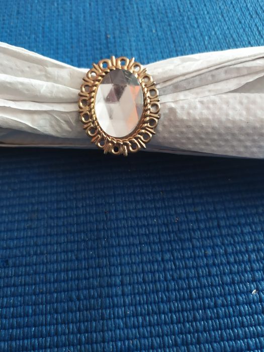 Obręcz pierścień spinka do serwetek