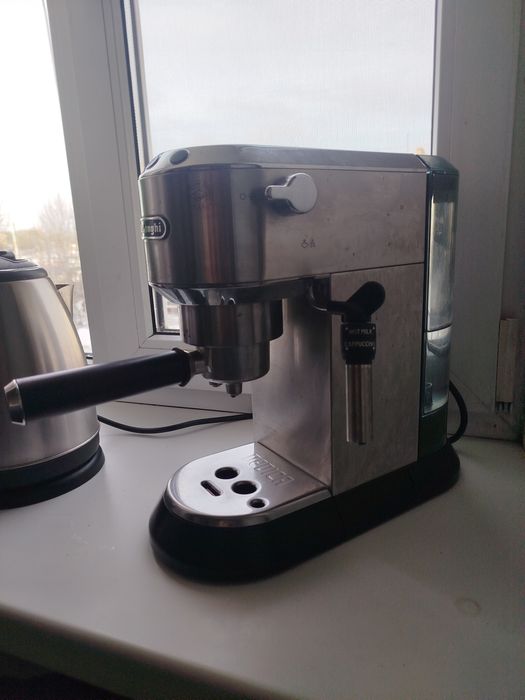 Кофе машина Delonghi ручкова