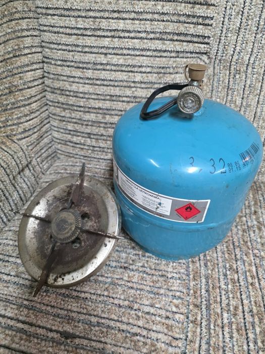 Butla turystyczna z palnikiem