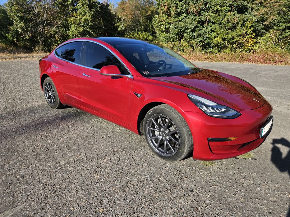 Tesla model 3 2019