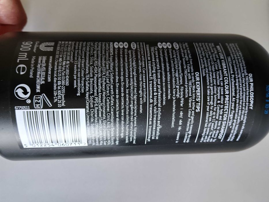 Szampon do włosów farbowanych 900ml Tresemme