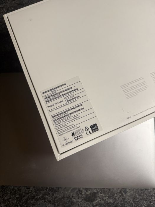 MacBook Pro 13” M1 16GB RAM 512GB SSD | Stan bardzo dobry