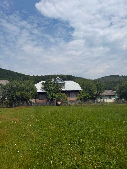 Будинок в мальовничій місцевості. ПОСТАНОВИ/ПРОГРАМИ