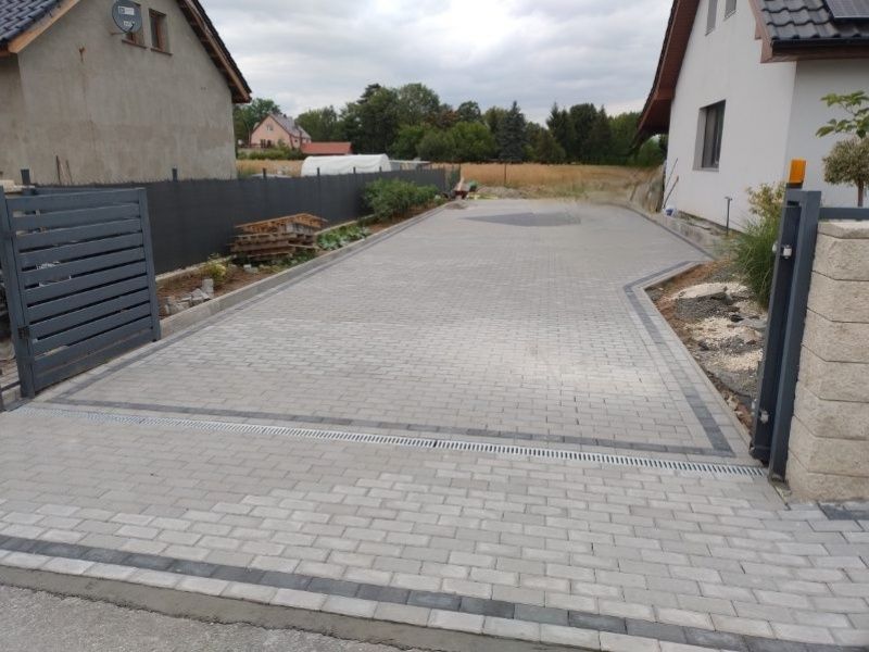 Układanie kostki brukowej