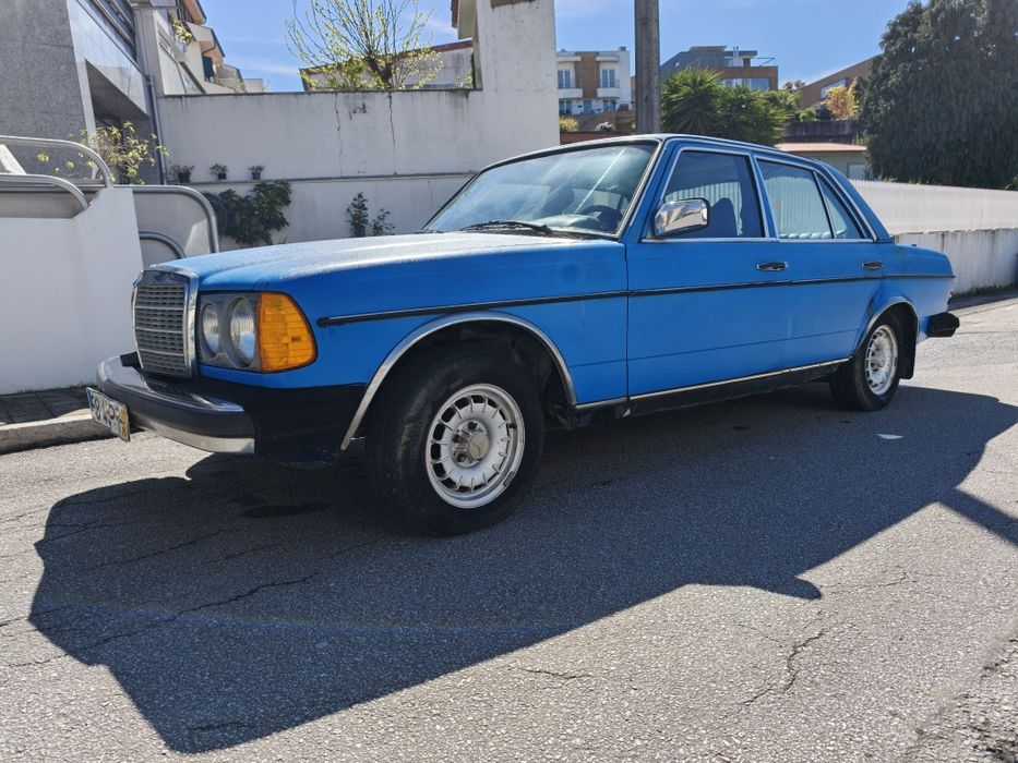 Mercedes Benz W123