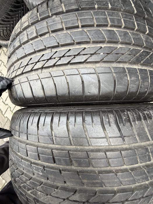 Sprzedam opony 245/45R18