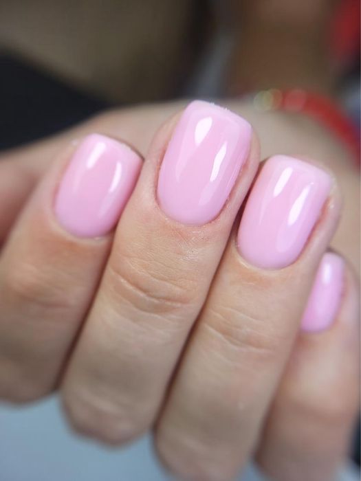 Stylizacja paznokci, manicure hybrydowy i żelowy w promocyjnych cenach