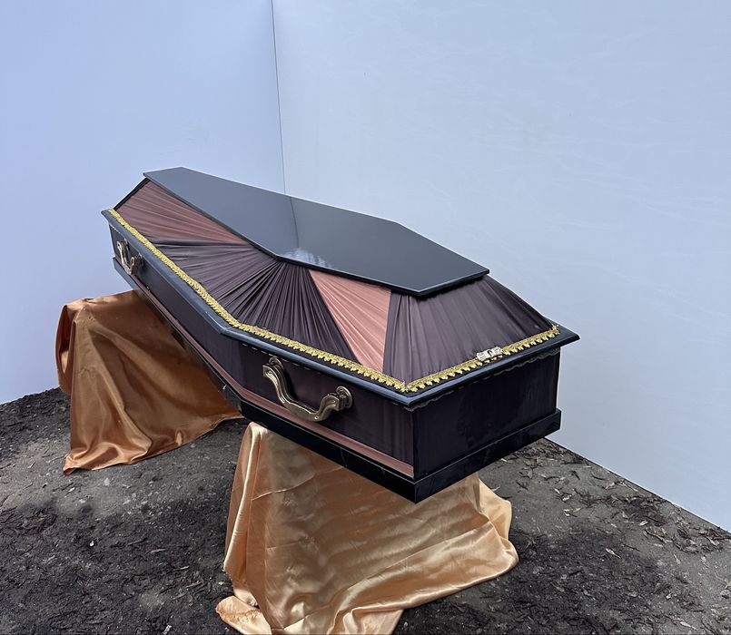 Труни оптом (гроби, домовини, ритуальні послуги, услуги)