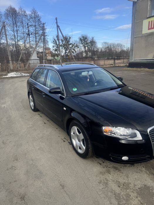 Audi A4B7 універсал 1.6 бензин