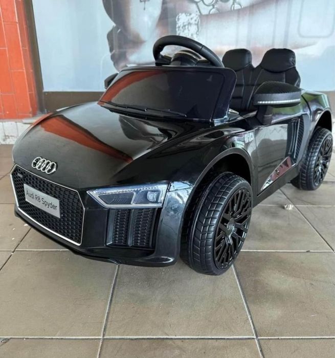 Audi r8 criança/ r/c