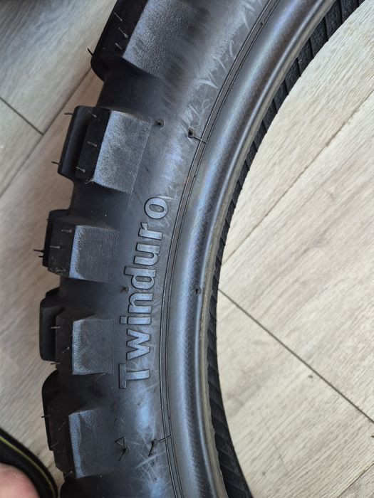 Vendo par de pneus Continental TKC 80 Twinduro