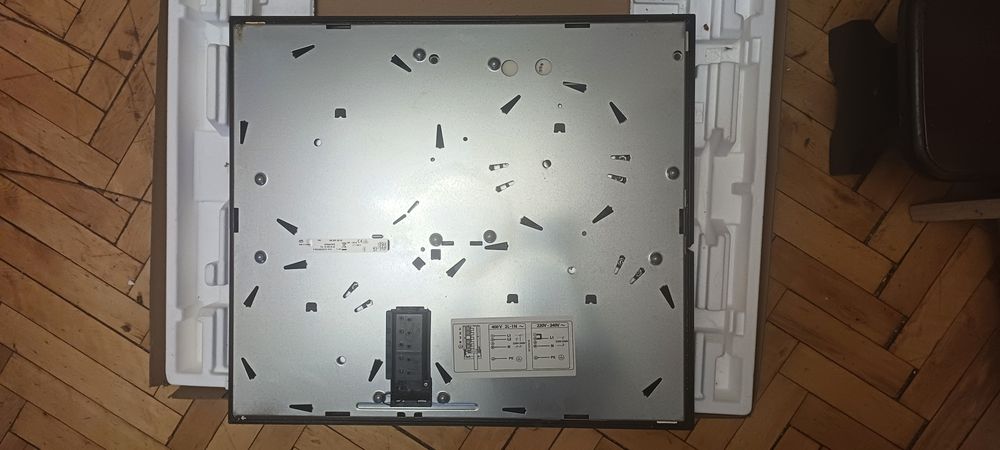 Варочна поверхня AEG HK 654070 FB