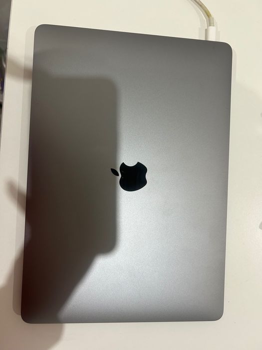 Macbook Pro 2017 usado