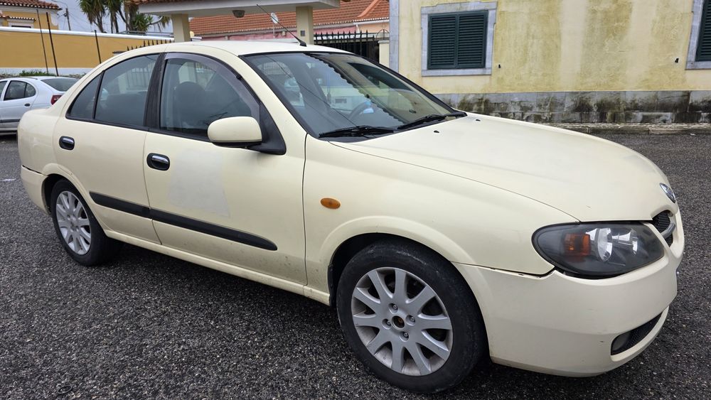 Nissan Almera N16 Sedan