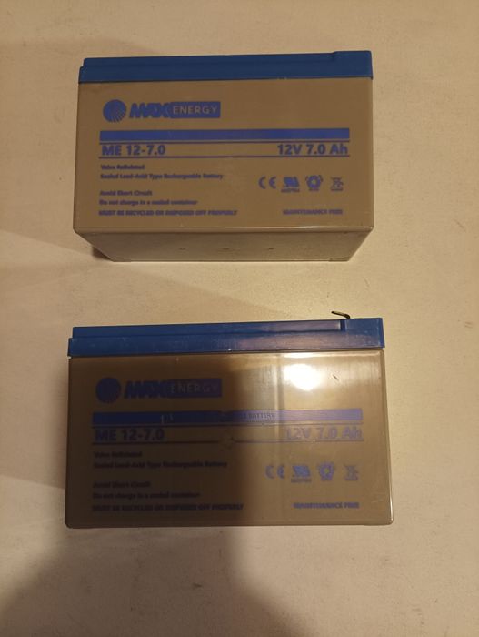 Baterias de 12 V-7Ah,em bom estado,mas vão sem carga, marca MAX Energy
