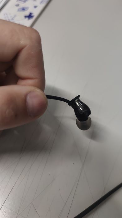 Vendo phones Sennheiser momentum 2