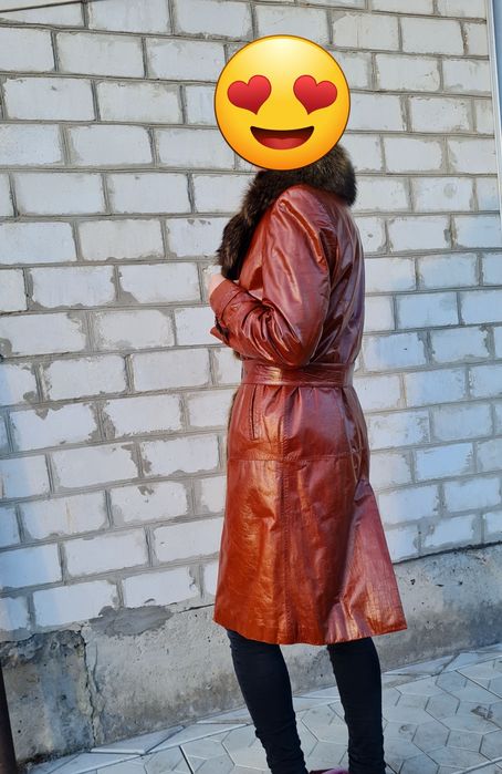 Плащ, пальто шкіряне