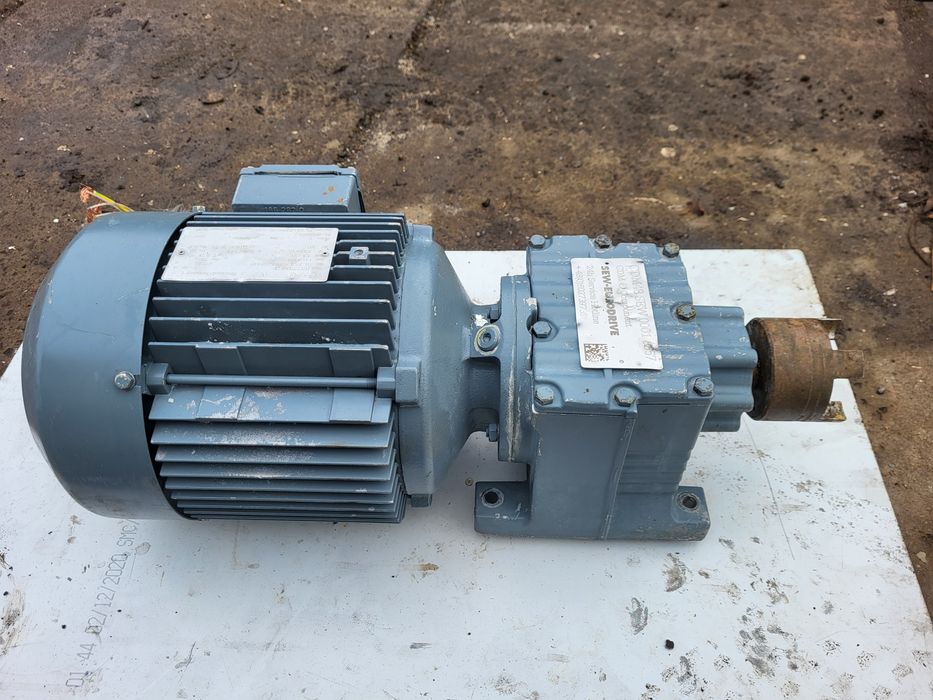 Sprzedam motoreduktor 1.5 kw 185 obr