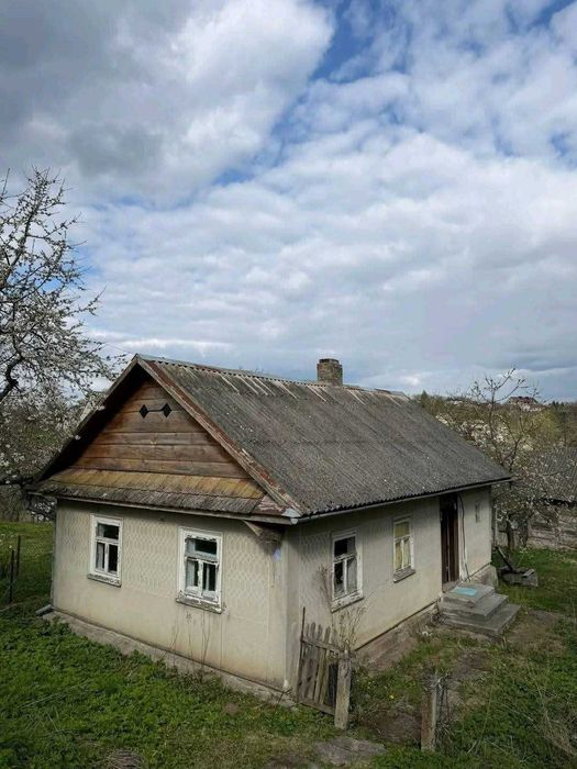 Земельна ділянка з будинком у Кременці - Вид 2