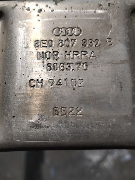 Audi frente reforço em alumínio