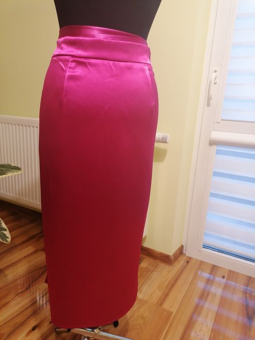 Spódnica z założeniem i wiązaniem 36 - 42