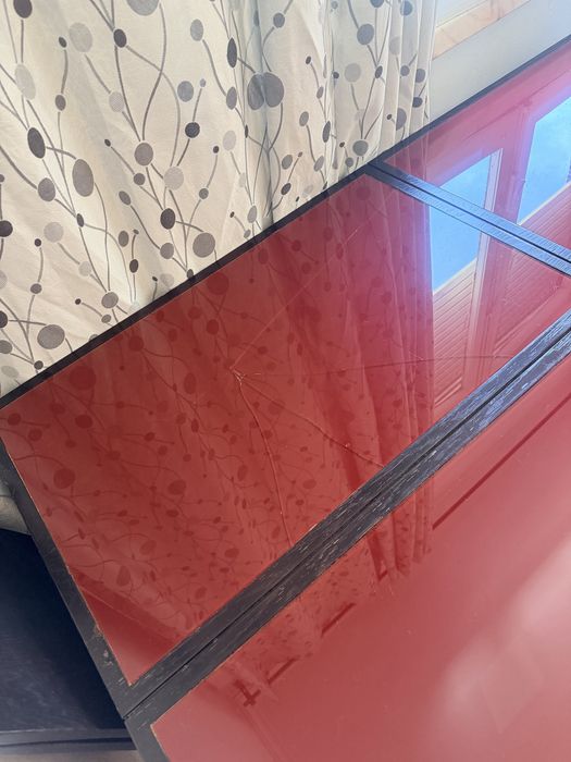 Mesa 6 cadeiras extensivel e aparador