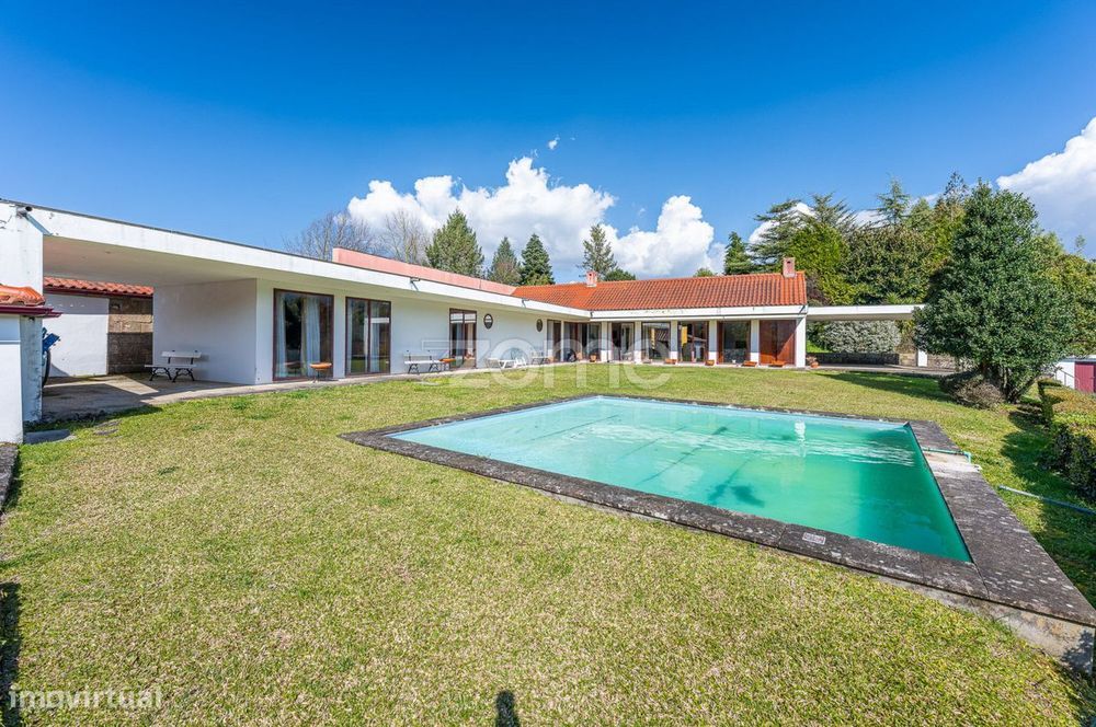 Quinta de Santa Luzia com 28ha no Minho para Venda