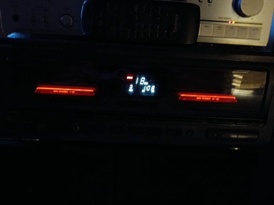 Technics zmieniarka 111 płyt cd