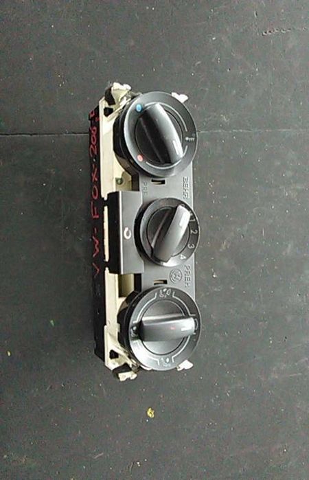 Comando chauffage / sofagem VOLKSWAGEN Fox (5Z1, 5Z3, 5Z4)