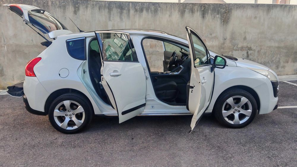 Peugeot 3008 1.6 HDi Sport.  Inspeção feita e IUC pago
