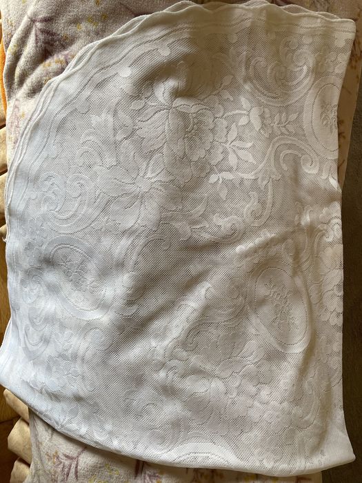 Toalha Branca de Renda