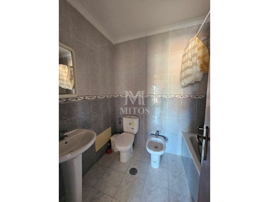 Apartamento T4 mobilado - Darque