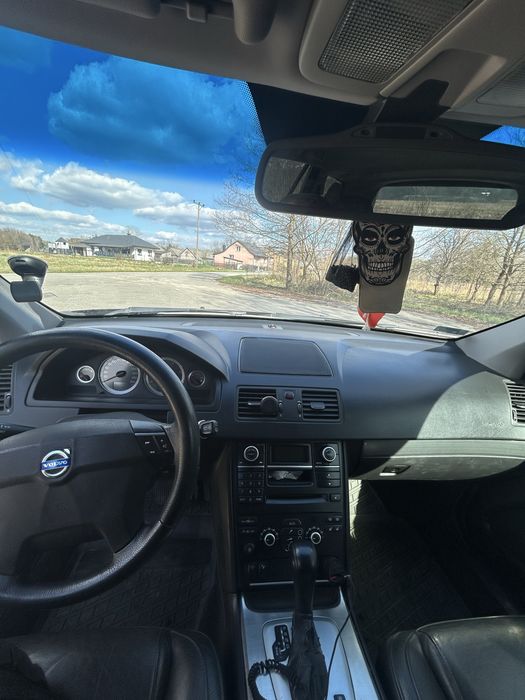 Sprzedam lub zamienie za busa Volvo XC90 2.4 D5