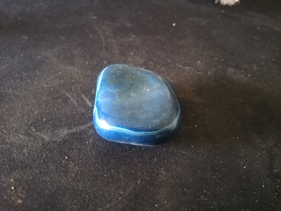 Minerais polidos. Jade, ametista, quartzo, etc.