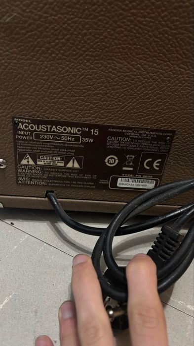 Amplificador Fender Acoustasonic – ótimo estado