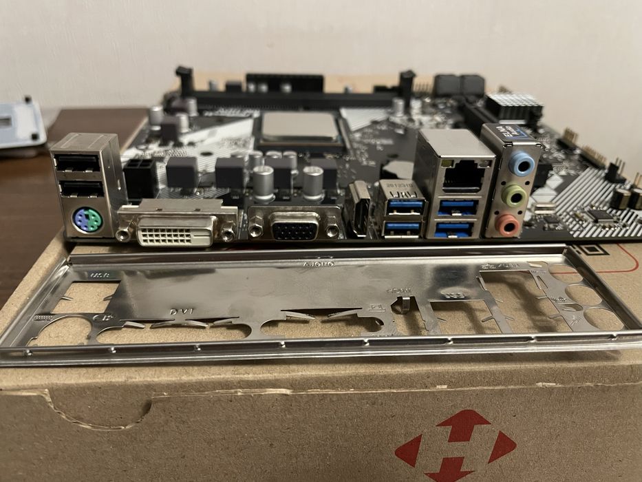 Ігровий AM4 сет Ryzen 5 1600AF (2600) + Asrock A320M + 16GB DDR4 + кулер