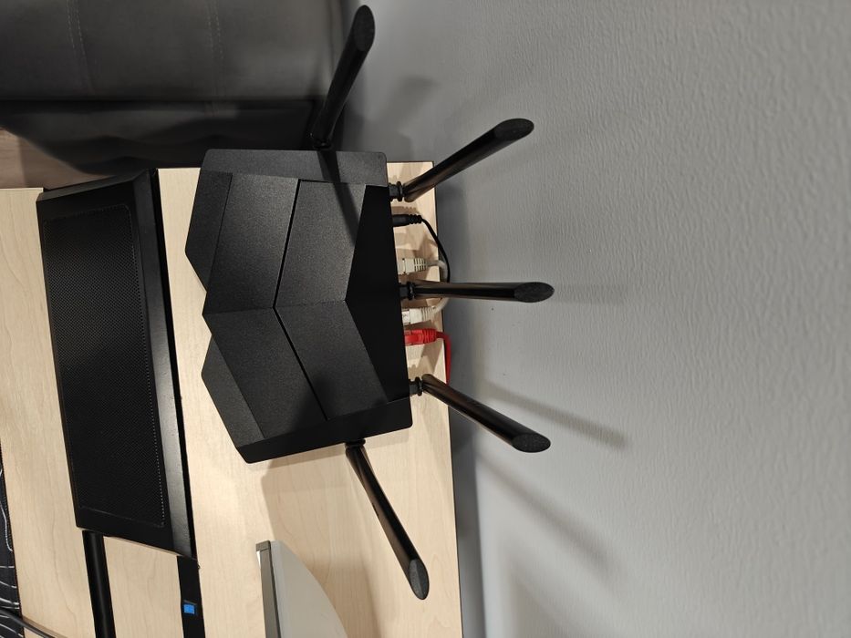 Tenda AC 11 Роутер