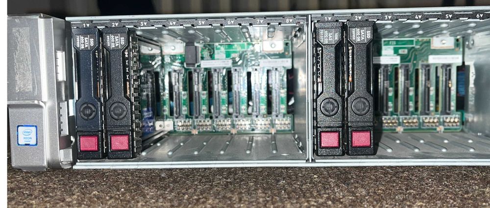 Cервер HPE ProLiant DL380 Gen9|p440ar