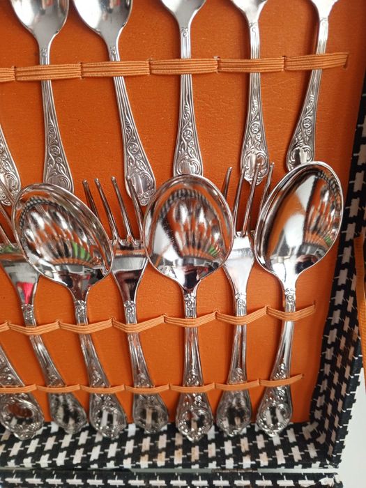 Sztućce srebrne zestaw